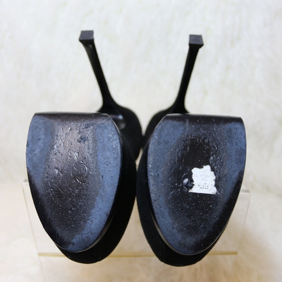 YSL Tribtoo 105 Black Suede Platform Pumps (9.5B) - Picture 7 of 8